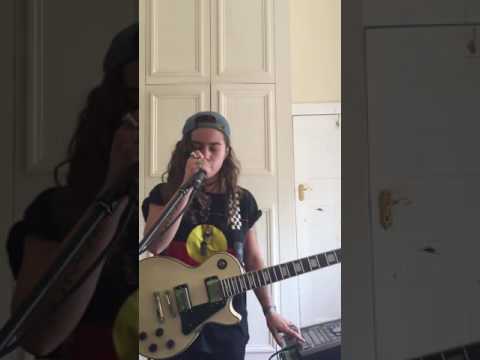 JUNGLE- TASH SULTANA LIVE CREDITS TASH SULTANA