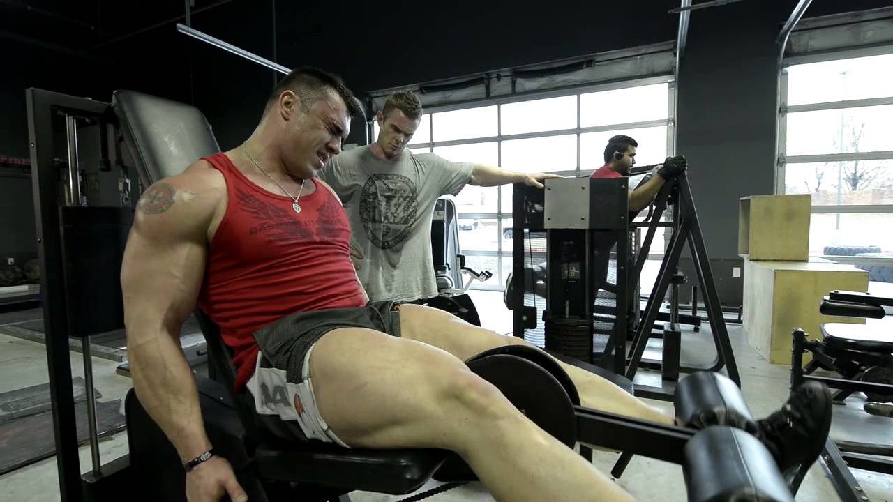 NPC Bodybuilders Lou Moreira & Max Fairchild Smash Legs at ...destination, DALLAS, TEXAS!