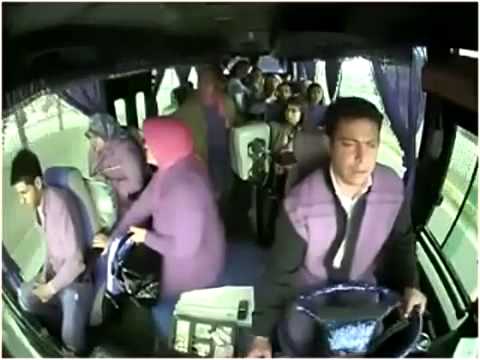 Ne olduğunu kimse anlamadı Minibüste Panik