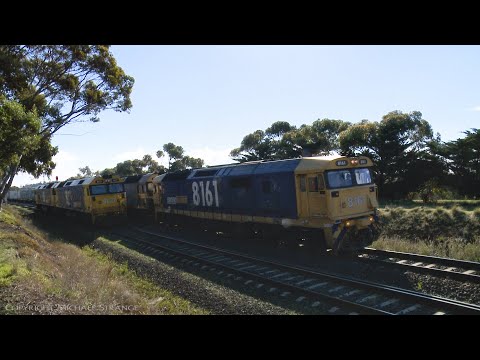 7902V Mildura Containers Stops In Anakie Loop (30/6/2021) - PoathTV Australian Trains & Railways