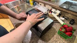 Nesco Deluxe vs. Food Saver FM2000 Food Vacuum Sealer Review