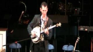Tim Lovelace plays Dueling Banjos