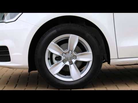 Audi A1 Sportback €. 3.675,- voordeel. Basic Pro Line 1.0