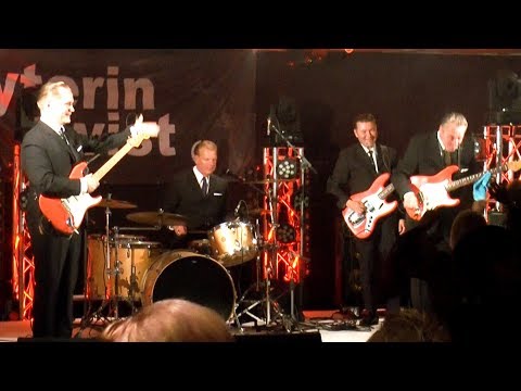 Yyterin Twist 2018 - The Crescents - Round And Round