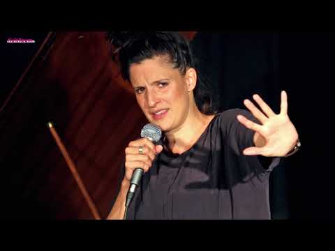 Kunstwochen Finale 2019 - Starker Mann unter Schild