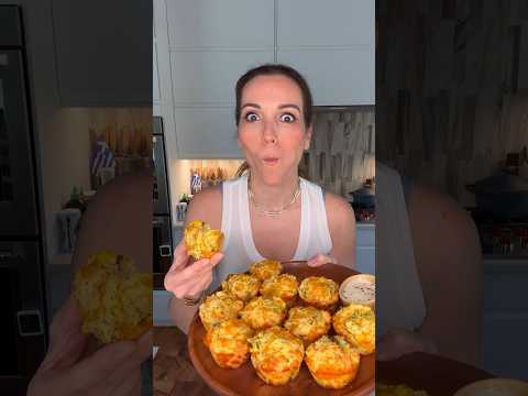 I lose weight eating these Easy Veggie Cheese Muffins #shorts
