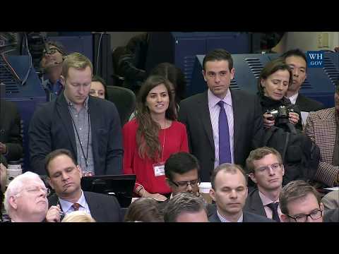 Porta-voz da Casa Branca Sean Spicer fala sobre o Brasil pela 1a vez - Raquel Krähenbühl