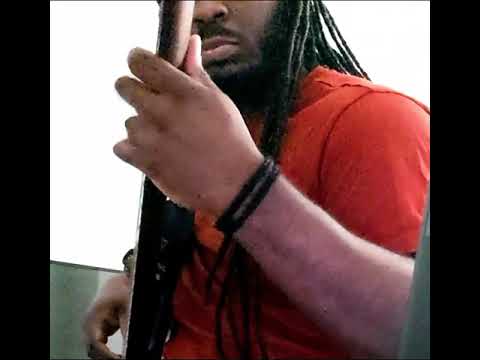 Bassline over Blue Bossa #shorts #jazz #bluebossa #walkingbass #bossanova