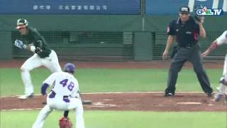 Re: [分享] 隊友短打 王柏融沒跑三壘影片