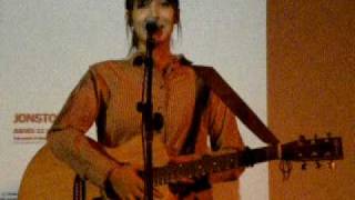 13.- Shiny Days [Canción nueva] (Anni B Sweet)