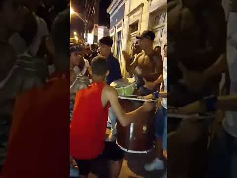 MC NETO E DLL O BUM BUM DELA MEXE