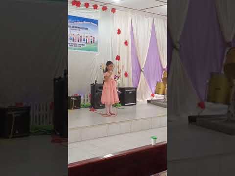 8years old kid singing Read Your Bible and PertolonganMu .. Jesse Eamanda 🌹