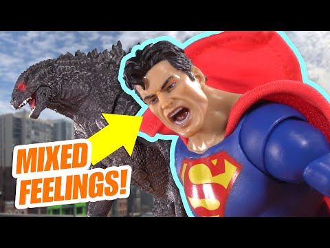 Is Superman vs Godzilla a Letdown? McFarlane Toys DC Multiverse Monsterverse Action Figure Review