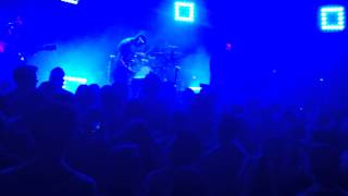 Local Natives - Shape Shifter (Live From The Granada)