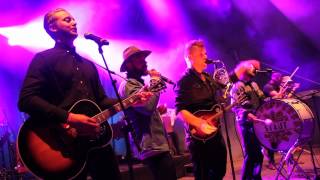 Flowers on the Moon LIVE featuring Staut - Trollrock 2015