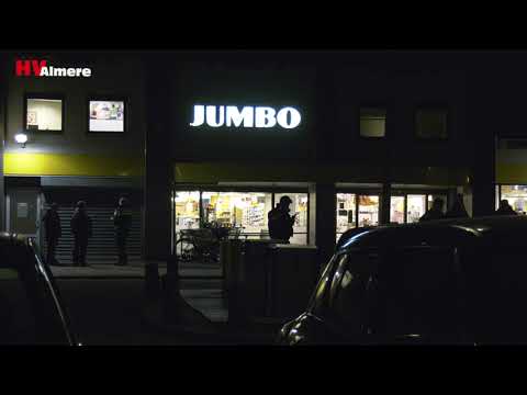 Poging tot overval op Jumbo in Waterwijk, vrijwilligers buurtpreventieteam gewond