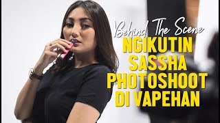 Download lagu Ngikutin SASSHA Carissa Photoshoot di Vapehan | BEHIND THE SCENES mp3