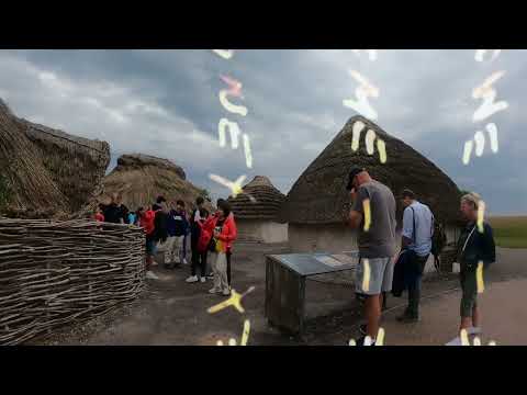 A family day out at Stonehenge 💙🤍