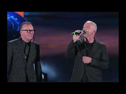 Gigi D'Alessio Feat Eros Ramazzotti - Un'emozione per sempre e Più bella cosa (Live)