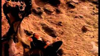 Morrissey-November Spawned a Monster (Traducido al Español)