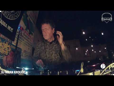 DJ Milan Kroužil - HOUSjewels @ VINYL bar Prague primetime dj set 21 1 2022 ( deep house, funky )