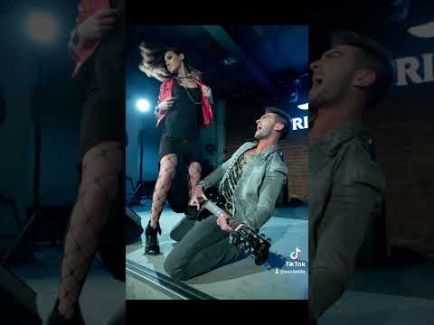 Pariu Cu Viața  Andrei și Ioana