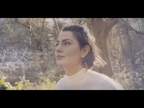 Anjeza Shahini - Më të mirë më bëre ti (Official Video)