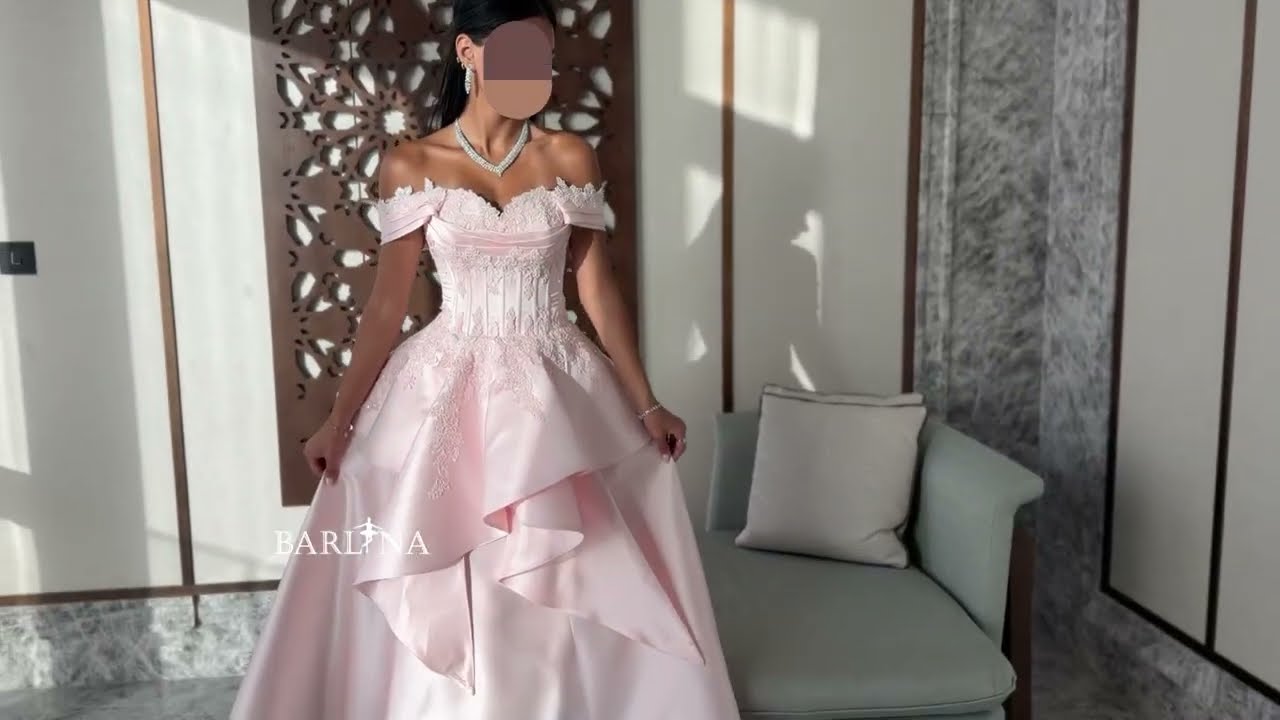 فستان سهرة وردي بكشكشات منسدلة - XXL