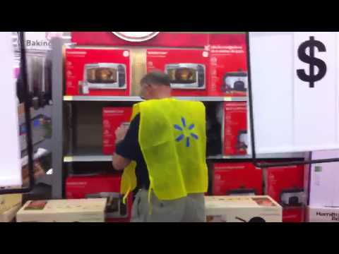 BLACK FRIDAY: GOOD UNIFORMS