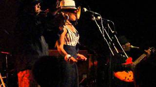 Lucky Peterson's Band - Out of the frying pan into the fire