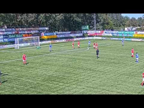 Fragment JO17 1 tegen AZSV JO17 1 zoom