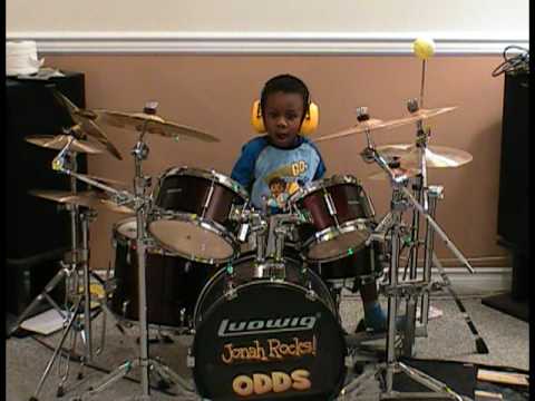 Michael Jackson -  Beat It,  Drum Cover, 4 Year old Drummer