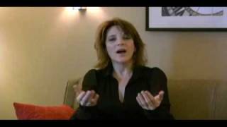Marianne Williamson Speaks About Oneness and Humanity's Team