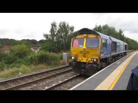 Freightliner class 66623 "Bill Bolsover" departs Chesterfield 26/8/14
