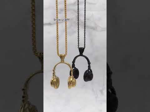 Friendship necklace 2 best friend.