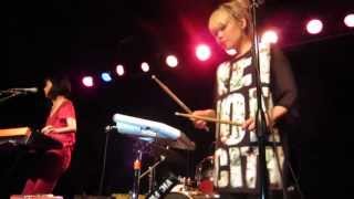 Cibo Matto - Working For Vacation (May 30, 2013 New York)