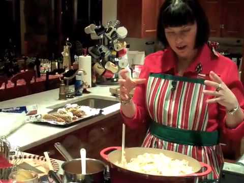 download lagu mp3 mp4 Christmas Eve Risotto, download lagu Christmas Eve Risotto gratis, unduh video klip Christmas Eve Risotto