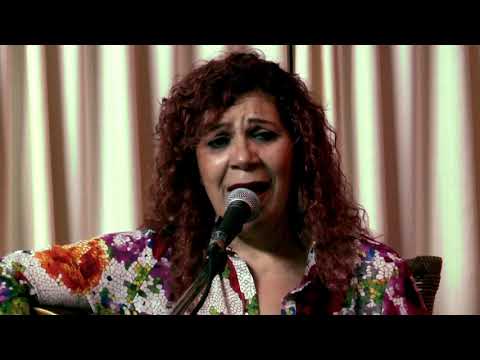 Programa Prosa, Café e Viola nº 524 – Ronaldo Sabino recebe Fátima Leão, “DESCER DA CRUZ”