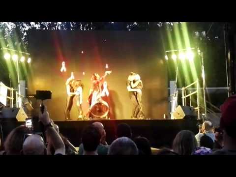 The Show Must Go On - Queen - Wigstock 2017 (outdoor drag festival) - Tel Aviv Israel