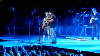 Kenny Chesney ft. Zac Brown Band - Much to young to feel this old (Garth Brooks cover)