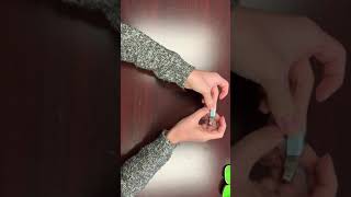 How to attach and remove Roger receivers to/from Oticon BTE hearing aids