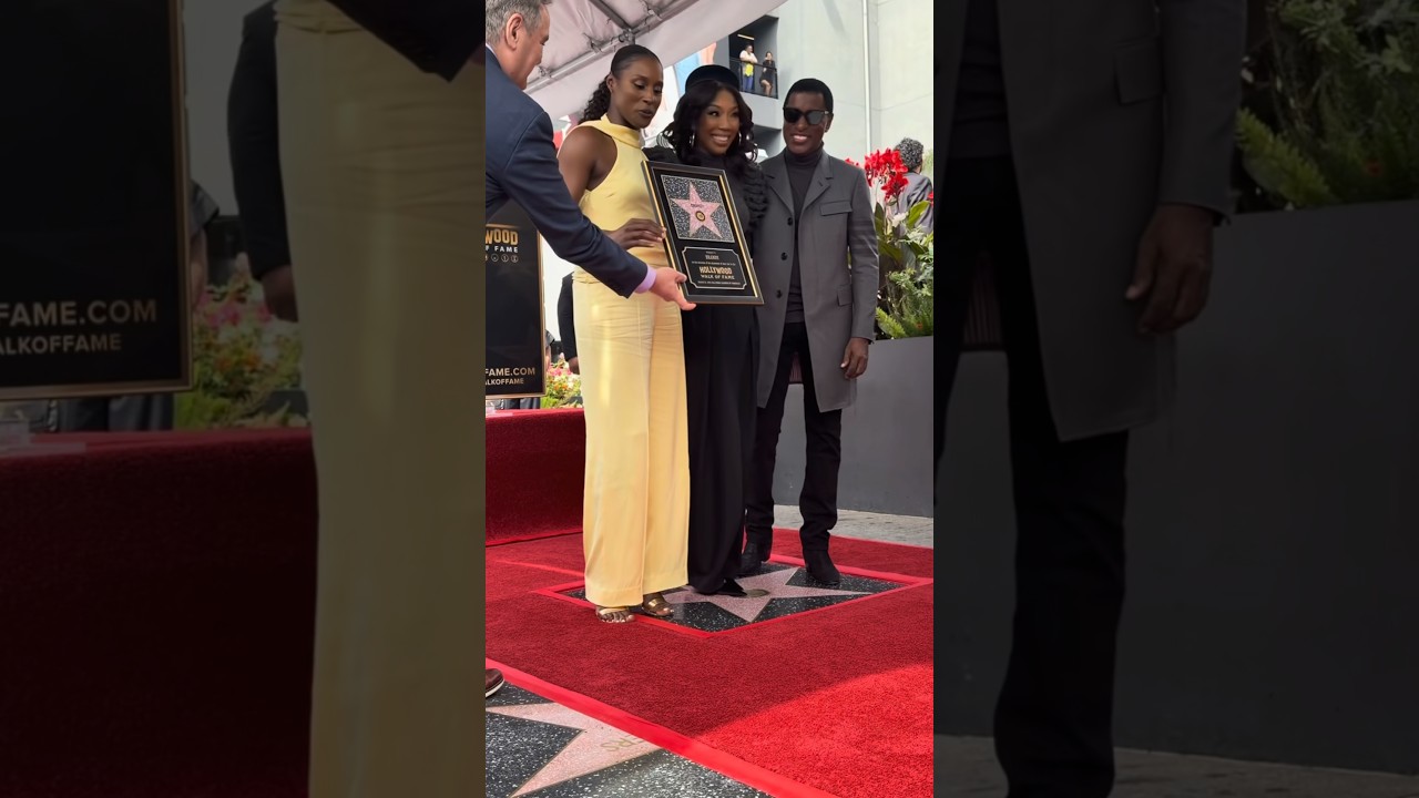 Brandy Get Hollywood Walk Of Fame Honors