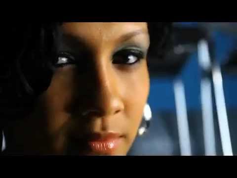 YVONNE DARCQ & DAMA DO BLING - TOI ET TA VIE