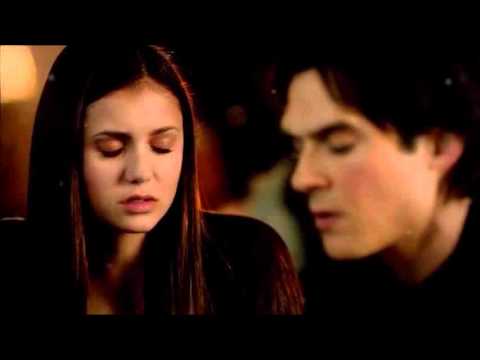 Damon & Elena 4x02 "Blood sharing" scene
