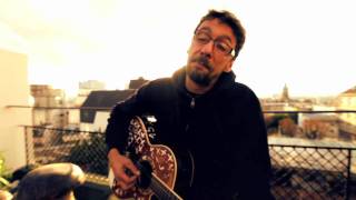 Live de Didier Super avec le titre "Gauche droite"