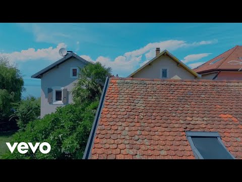 Nivem - Flamme [Clip Officiel] ft. Tia Sanches