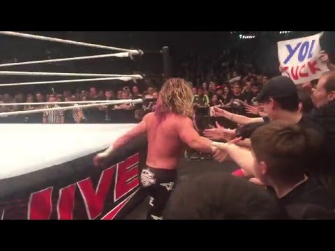 WWE Paris- fin du combat Ziggler vs The Mizz