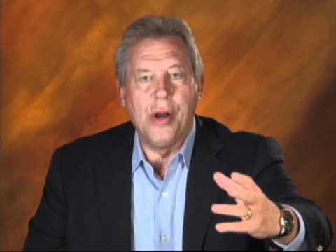 RESILIENCE: A Minute With John Maxwell, Free Coaching Video