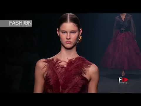 ISABEL SANCHIS Spring 2021 MBFW Madrid - Fashion Channel