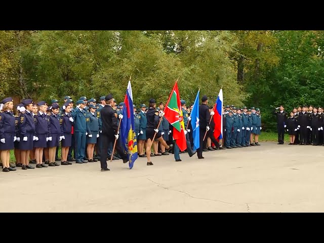 Флаги на каждом учреждении
